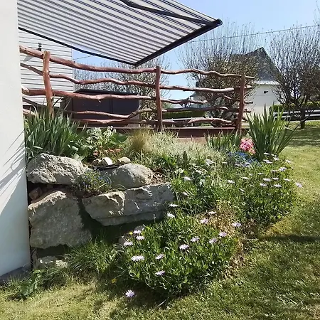 Jolie Petite Maison A 7 Min A Pied De La Pour 6 Pers 度假居 Saint-Nic